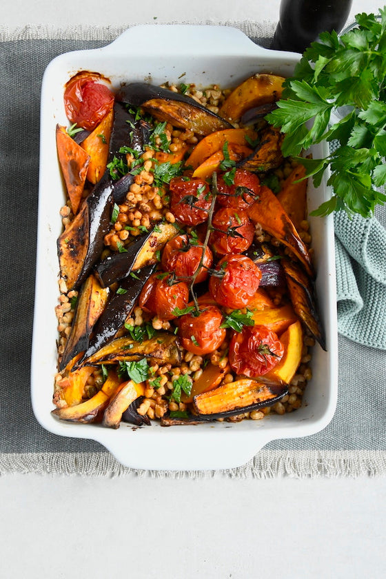 Weiße Bohnen mit Kürbis und Aubergine aus dem Ofen