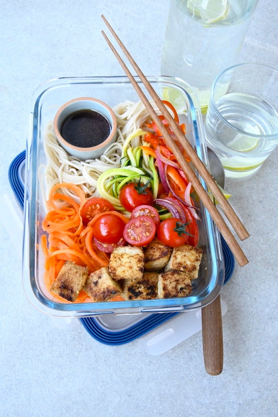 Spaghetti mit Gemüsenudeln & Tofu – leicht & gesund