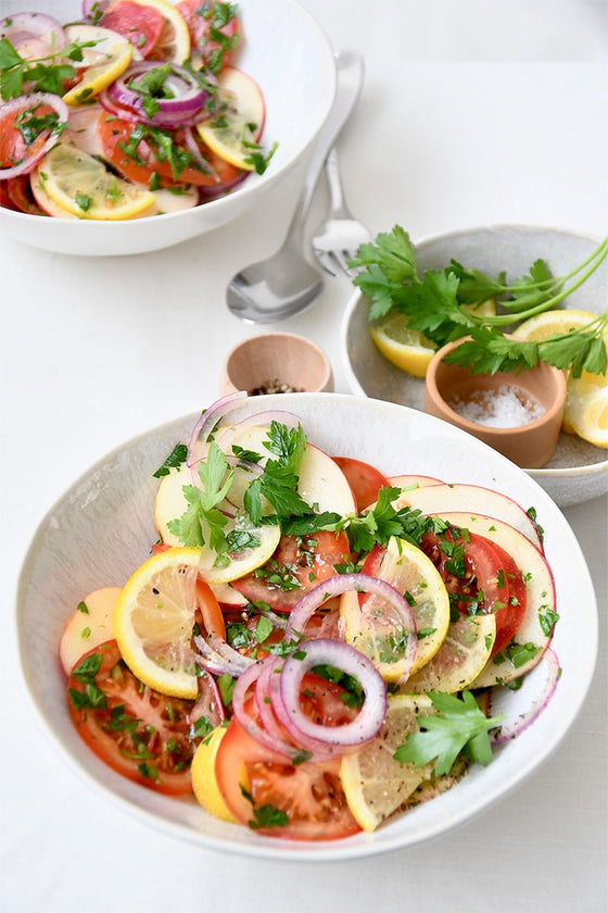 Tomaten-Apfel-Salat mit Petersilie | Frisch & Fruchtig