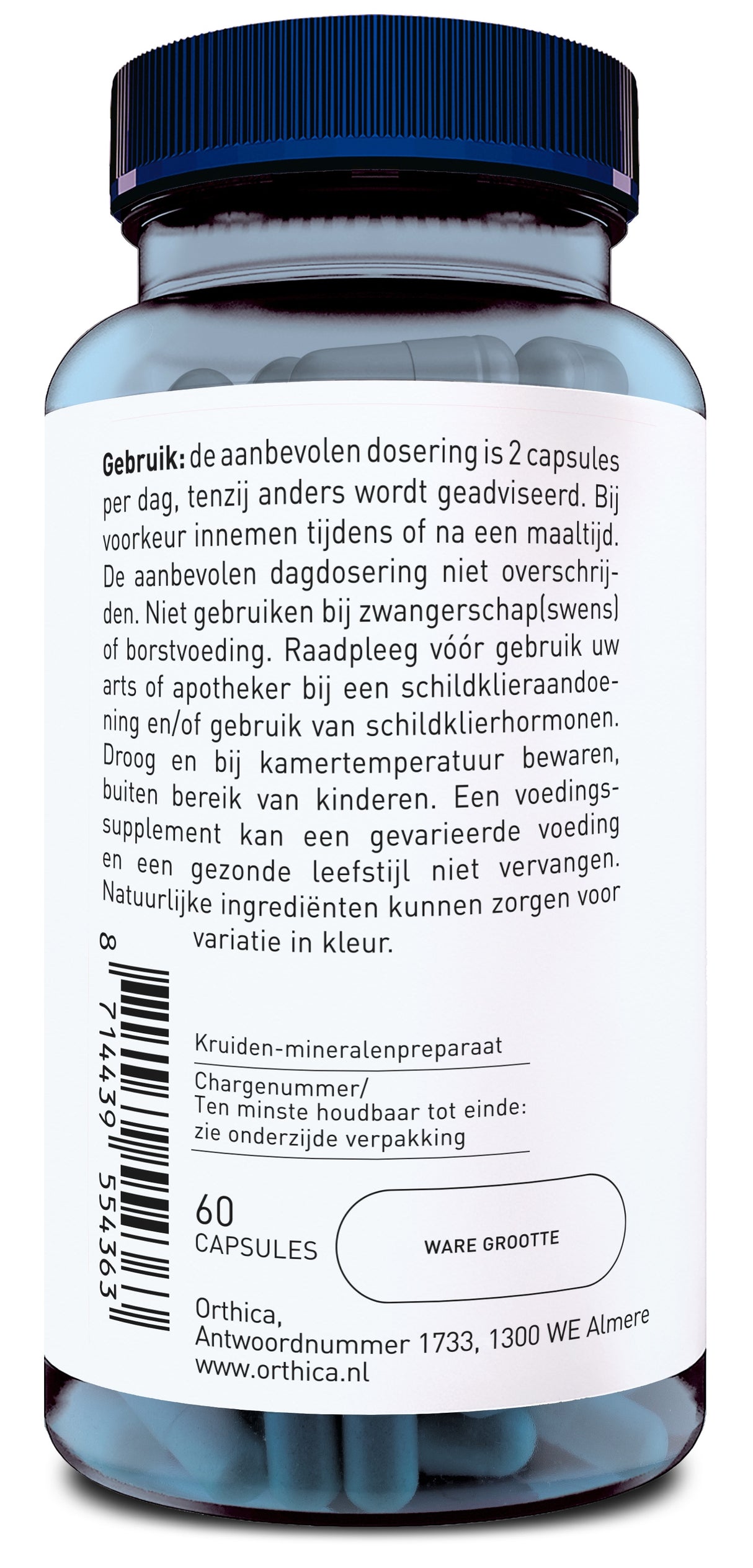 Eine transparente Plastikflasche mit blauem Deckel, gefüllt mit blauen Kapseln. Auf dem weißen Etikett steht eine Gebrauchsanweisung auf Niederländisch. Die Flasche enthält 60 Kapseln. Herstellerinformationen und ein Barcode sind ebenfalls sichtbar.