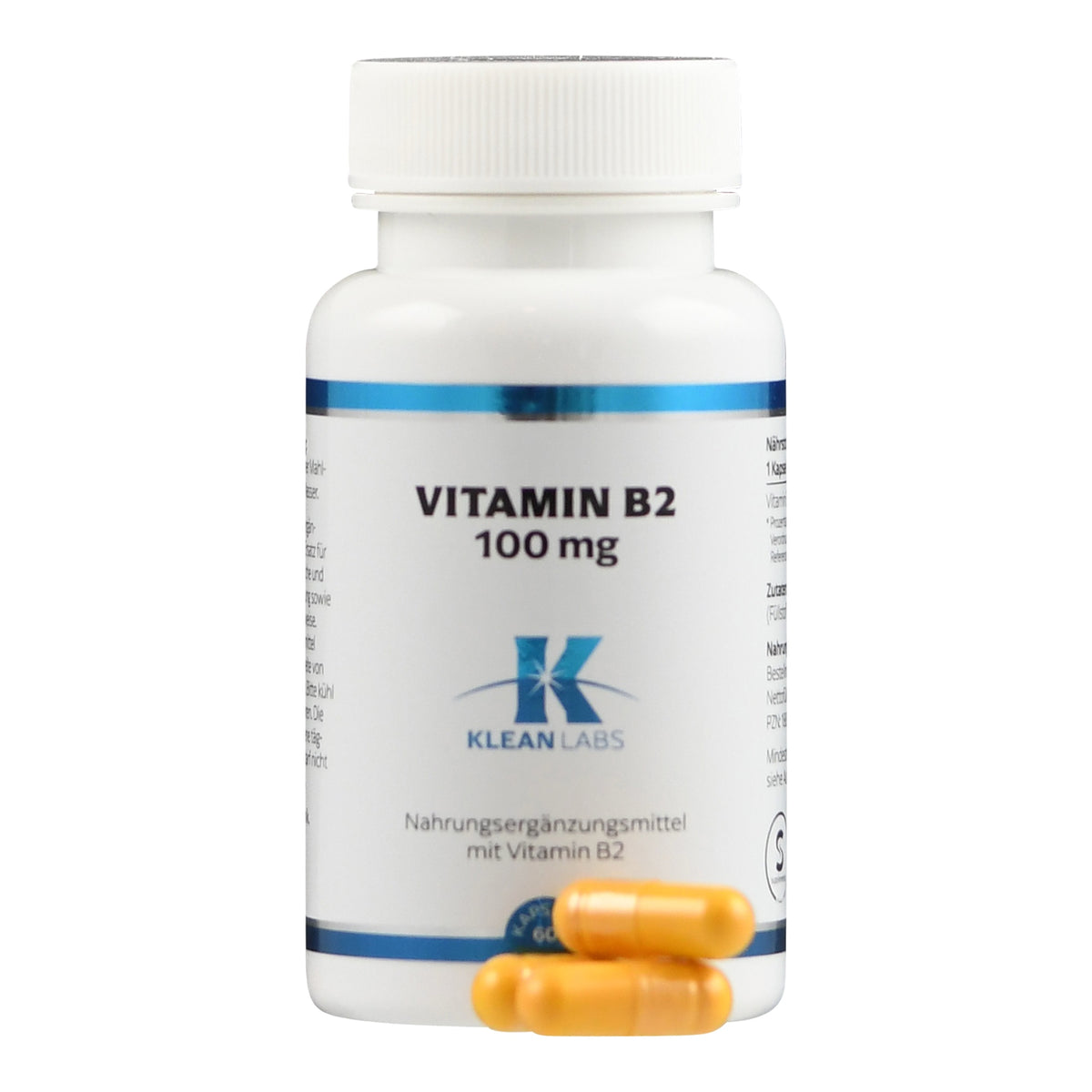 Eine weiße Plastikflasche mit der Aufschrift 'Vitamin B2 100 mg' und dem Logo von Klean Labs. Vor der Flasche liegen zwei gelbe Kapseln. Die Flasche steht aufrecht und ist vor einem weißen Hintergrund fotografiert.