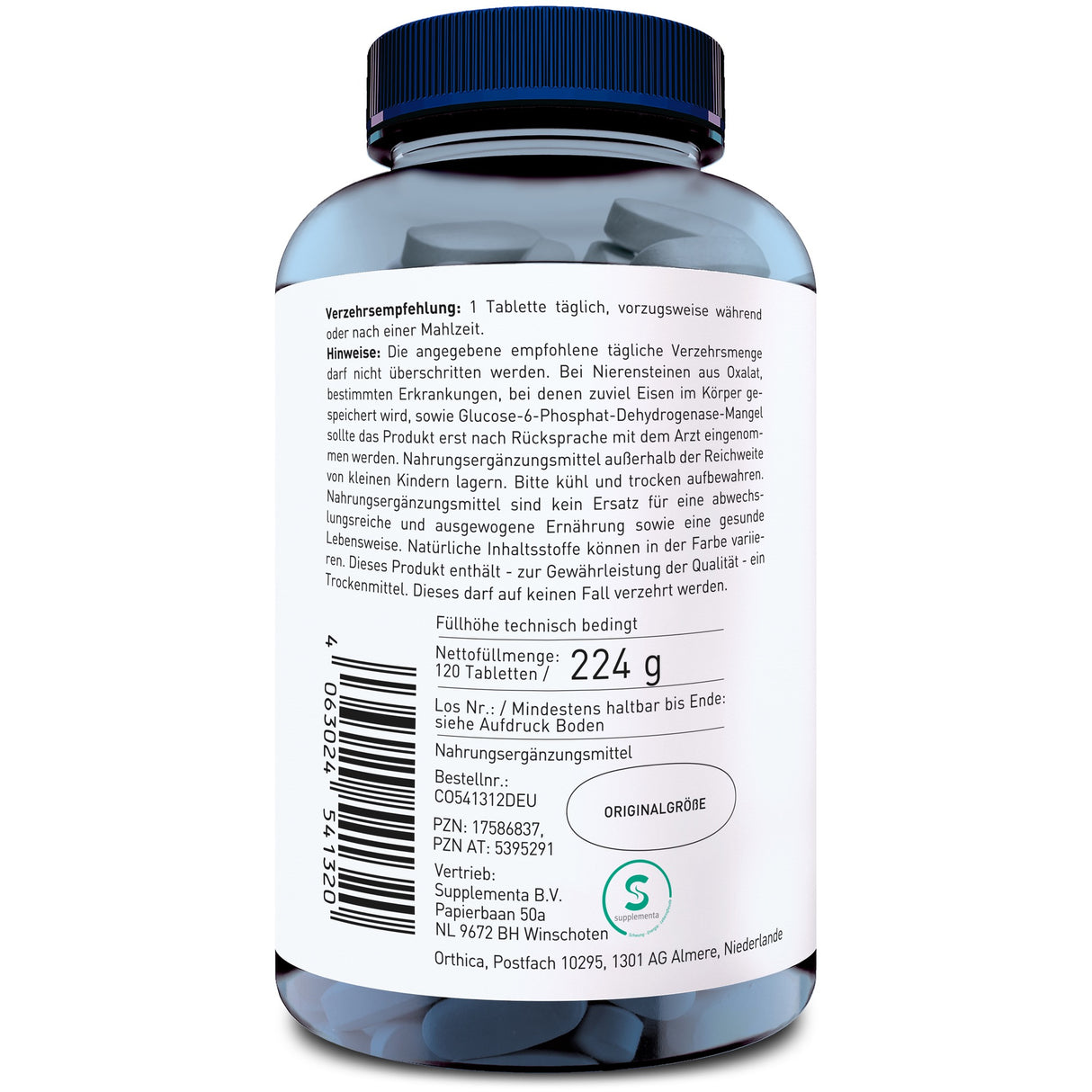 Eine blaue Plastikflasche mit einem schwarzen Deckel, die Nahrungsergänzungsmittel enthält. Auf dem Etikett sind Informationen zur Verzehrempfehlung, Hinweise zur Lagerung und rechtliche Angaben zu finden. Die Flasche enthält 120 Tabletten mit einem Nettofüllgewicht von 224 g. Der Vertrieb erfolgt durch Supplementa B.V. aus Winschoten, Niederlande. Die Verpackung ist transparent und zeigt die Tabletten im Inneren.