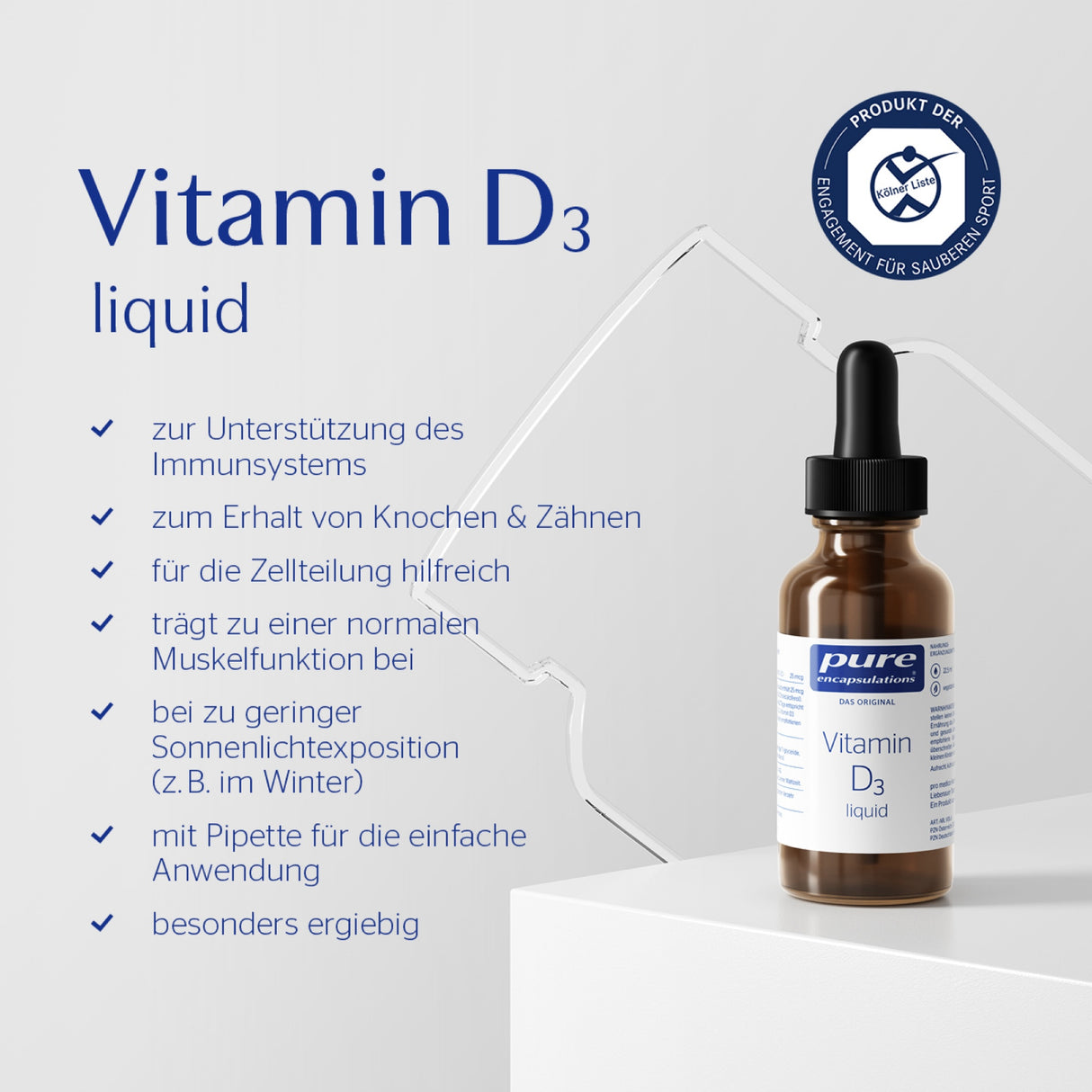 Das Bild zeigt eine Flasche Vitamin D3 liquid von pure encapsulations auf einem weißen Hintergrund. Links neben der Flasche sind in blauer Schrift Informationen über die Vorteile des Produkts aufgelistet, wie Unterstützung des Immunsystems und Erhalt von Knochen und Zähnen. Oben rechts befindet sich ein Siegel mit der Aufschrift 'Produkt der Kölner Liste'.
