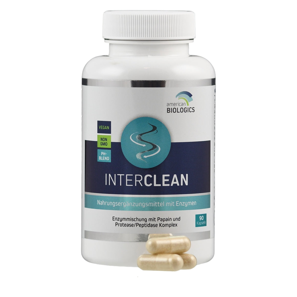 Eine weiße Plastikflasche mit einem Etikett von 'American Biologics' steht aufrecht. Auf dem Etikett steht 'INTERCLEAN', ein Nahrungsergänzungsmittel mit Enzymen. Die Flasche ist vegan, non-GMO und hat eine pH-Blend. Vor der Flasche liegen drei Kapseln.