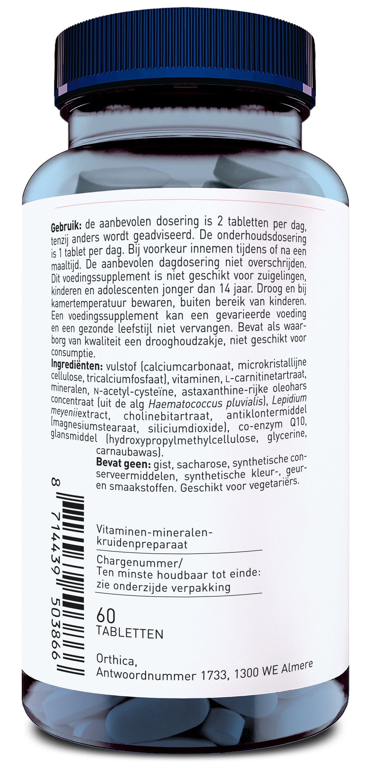 Das Bild zeigt eine Flasche mit einem blauen Deckel, die ein Nahrungsergänzungsmittel enthält. Auf dem Etikett sind Anweisungen zur Einnahme und eine Liste der Inhaltsstoffe auf Niederländisch gedruckt. Die Flasche enthält 60 Tabletten und ist von der Marke Orthica, mit einer Adresse in Almere, Niederlande. Es wird empfohlen, die Tabletten bei Raumtemperatur und außerhalb der Reichweite von Kindern zu lagern.