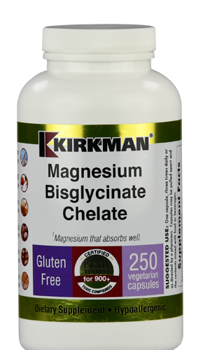 Eine weiße Plastikflasche mit einem Etikett der Marke Kirkman. Auf dem Etikett steht "Magnesium Bisglycinate Chelate". Die Flasche enthält 250 vegetarische Kapseln und ist glutenfrei. Auf dem Etikett sind Symbole für glutenfrei, zertifiziert für Reinheit und hypoallergen abgebildet. Die Flasche steht aufrecht vor einem weißen Hintergrund.