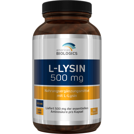Eine weiße Plastikflasche mit einem Etikett, das Informationen über den Inhalt, L-Lysin-HCl, zeigt. Die Flasche enthält 90 Kapseln, jede mit 500 mg L-Lysin-HCl. Herstellerinformationen und ein Barcode sind ebenfalls auf dem Etikett zu sehen.