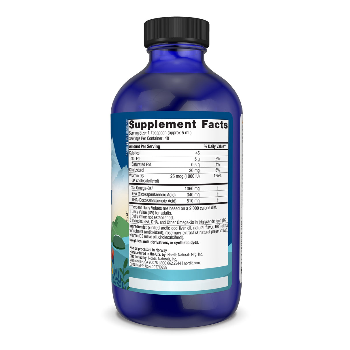 Eine blaue Glasflasche mit einem Etikett, das die Nährwertangaben eines Nahrungsergänzungsmittels zeigt. Auf dem Etikett sind Angaben zu Kalorien, Fett, Cholesterin, Vitamin D3 und Omega-3-Fettsäuren zu sehen. Das Etikett enthält auch Informationen über die Inhaltsstoffe und den Hersteller. Die Flasche steht aufrecht und ist aus einem Winkel fotografiert, der das Etikett gut sichtbar macht.