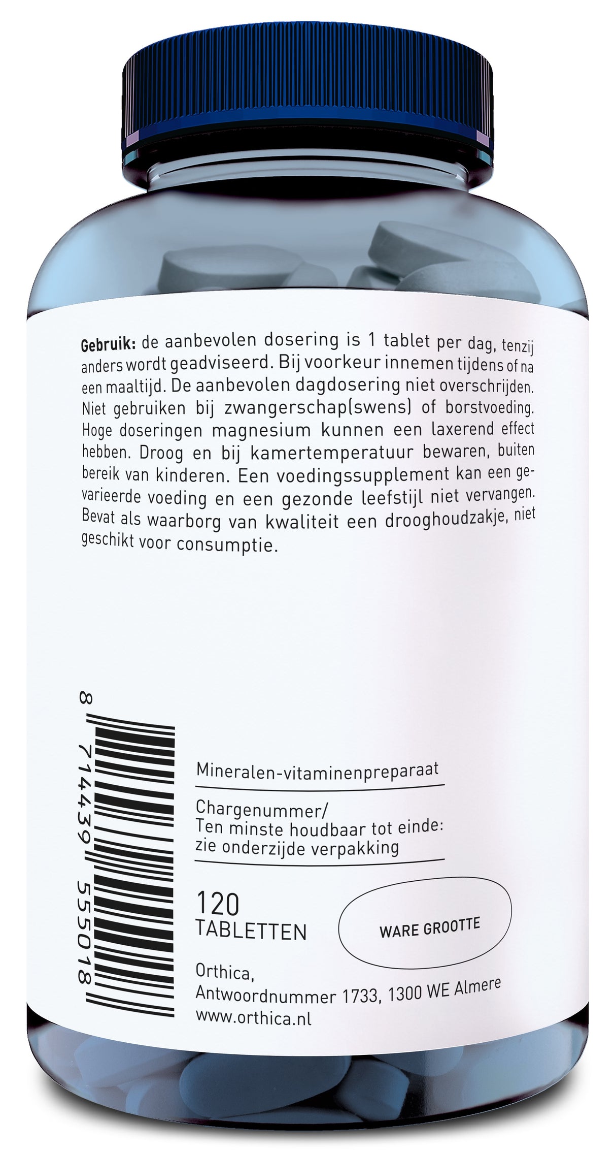 Das Bild zeigt eine weiße Plastikflasche mit einem blauen Deckel, die 120 Tabletten eines Mineralien-Vitaminpräparats enthält. Auf dem Etikett sind Anweisungen zur Dosierung und Lagerung in niederländischer Sprache abgedruckt. Die Flasche ist von der Marke Orthica, mit der Adresse in Almere, Niederlande.