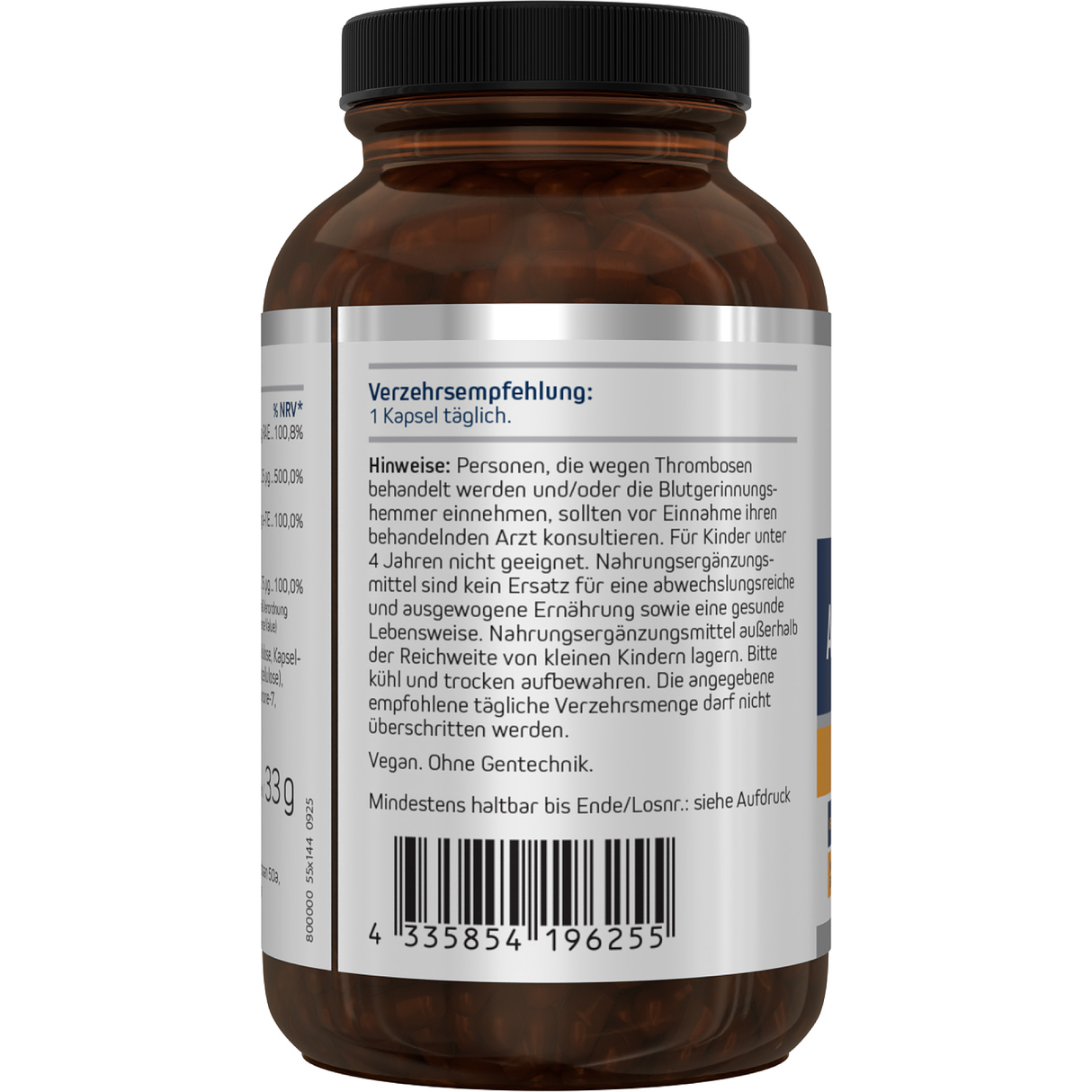 Das Bild zeigt eine weiße Plastikflasche mit einem Etikett, auf dem "American Biologics ADEK-Vitamine" steht. Darunter ist "Nahrungsergänzungsmittel mit Vitaminen" zu lesen. Die Flasche enthält 90 Kapseln und ist als vegan und non-GMO gekennzeichnet. Vor der Flasche liegen drei Kapseln.