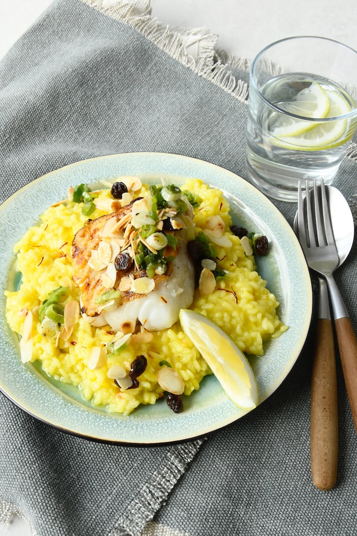 Safran-Risotto mit Kabeljau – glutenfrei & proteinreich