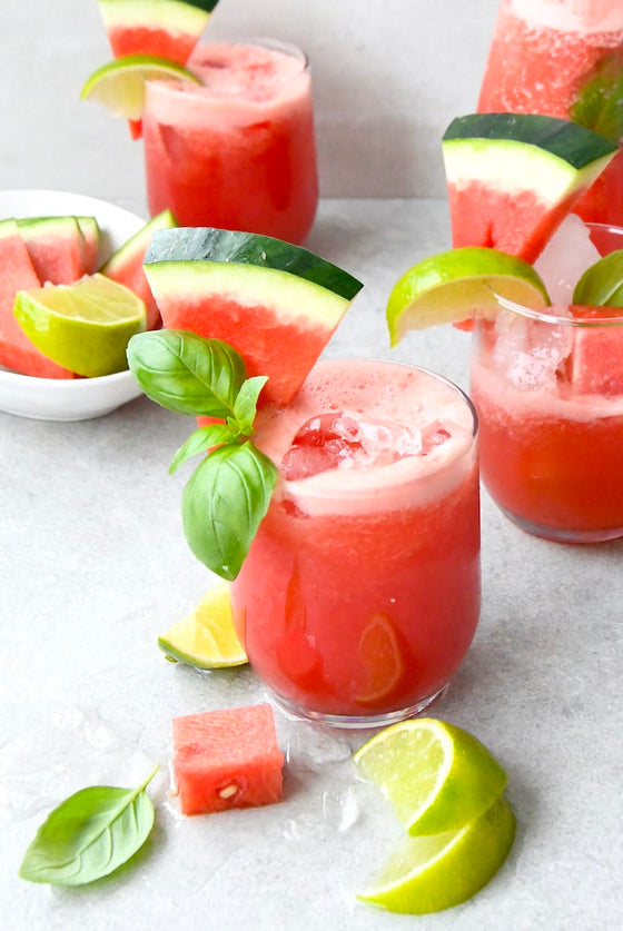 „Vitamin Water“ – Eisgekühlter Melonen-Drink