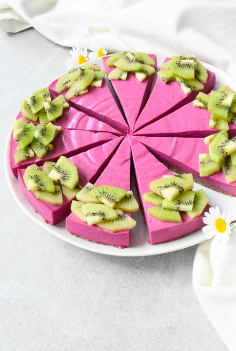 Pinker Mango-Cheesecake mit Pitaya – vegan & roh