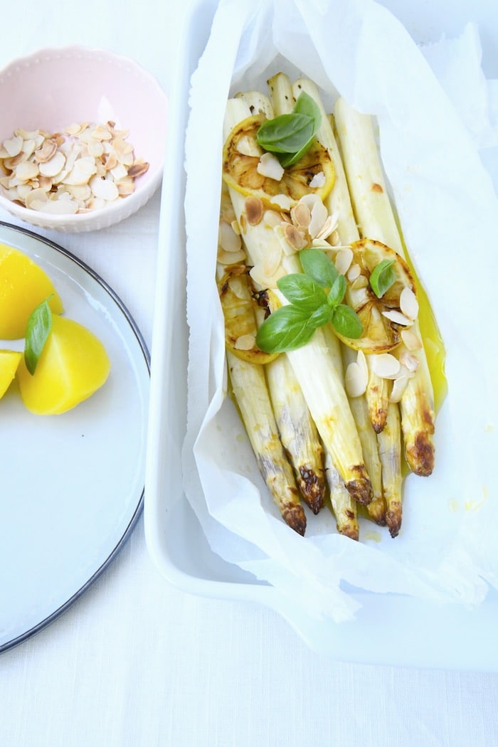 Spargel aus dem Ofen – leichter Genuss mit Zitrusnote