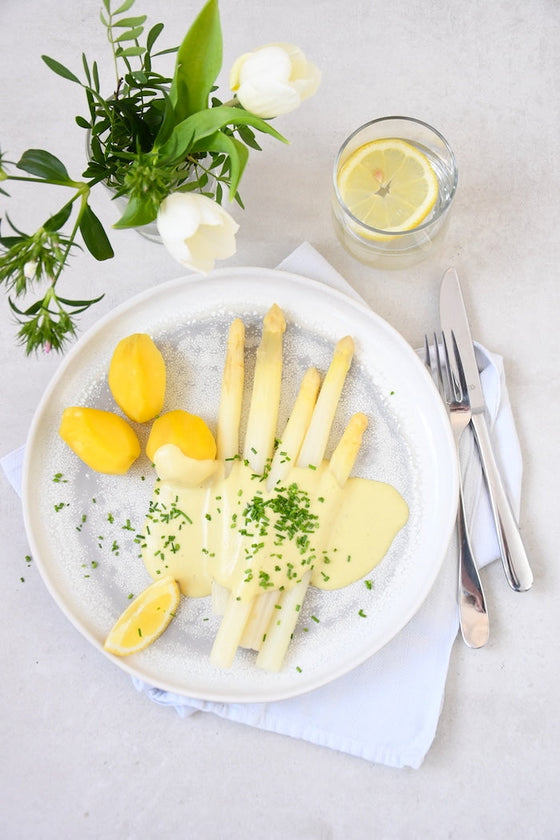 Vegane Sauce Hollandaise für Spargel & Co