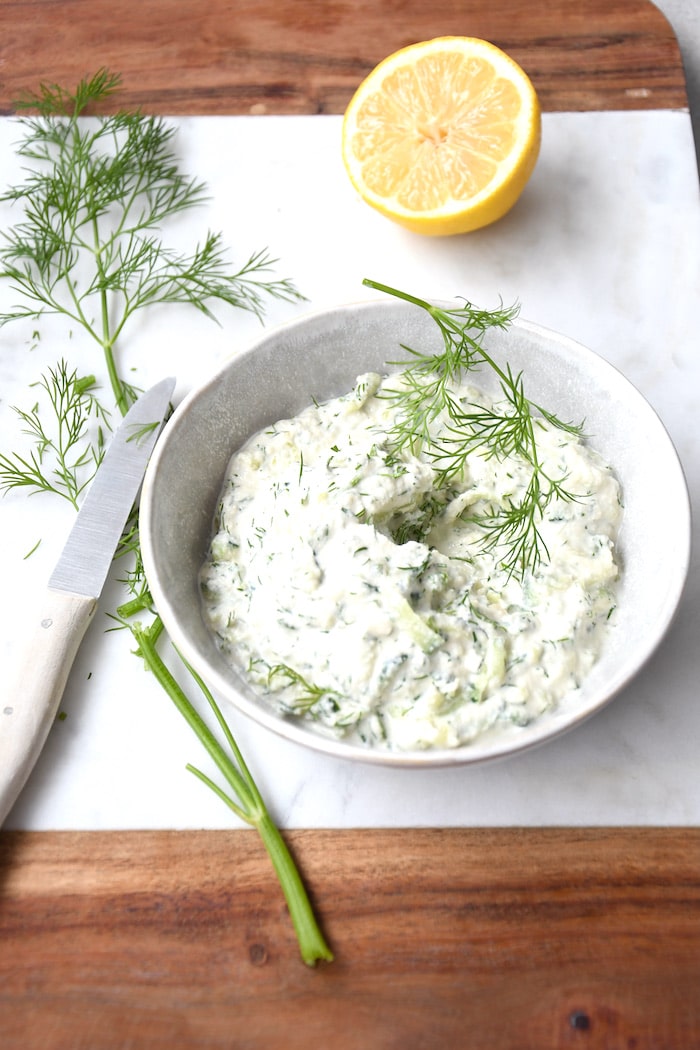 Tzatziki, pflanzlich und sojafrei! – der klassische Dip neu interpretiert
