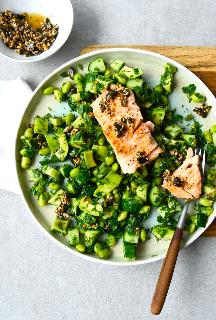 Lachs-Edamame-Salat