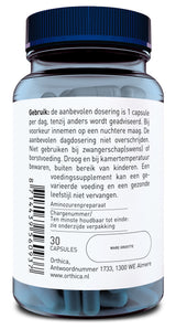Eine blaue Kunststoffflasche mit einem weißen Etikett, das Informationen zu einem Nahrungsergänzungsmittel enthält. Auf dem Etikett stehen Dosierungsanweisungen, Warnhinweise und Kontaktinformationen des Herstellers Orthica. Die Flasche enthält 30 Kapseln und hat einen blauen Schraubverschluss. Der Text ist in niederländischer Sprache verfasst.