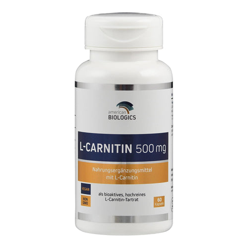 Ein weißes Plastikfläschchen mit der Aufschrift "L-CARNITIN 500 mg" von American Biologics. Es ist ein Nahrungsergänzungsmittel, das als vegan und non-GMO gekennzeichnet ist. Enthält 60 Kapseln mit L-Carnitin-Tartrat.