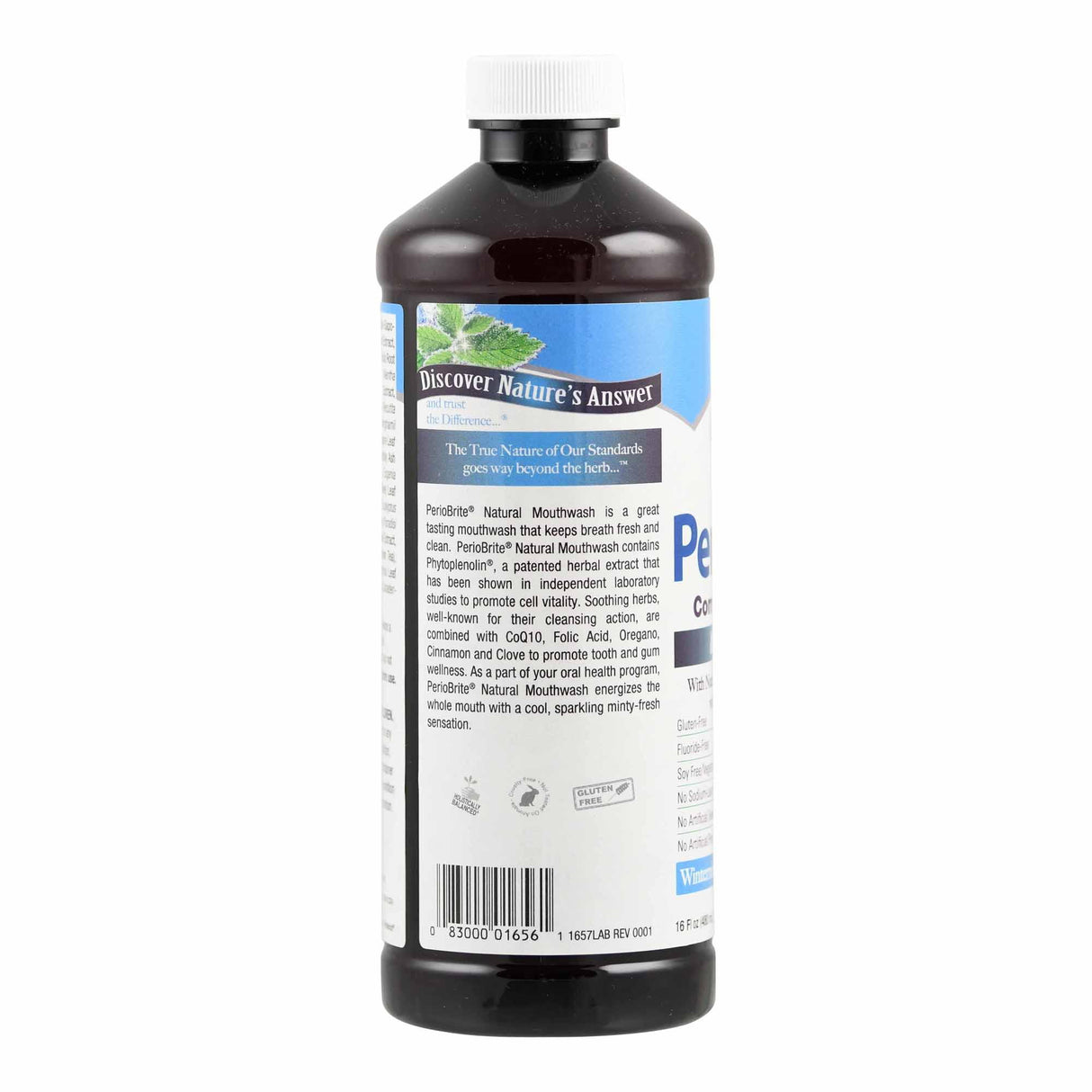Eine braune Plastikflasche mit weißem Schraubverschluss, auf der ein blau-weißes Etikett mit Text und Grafiken zu sehen ist. Die Flasche enthält PerioBrite Natural Mouthwash. Auf dem Etikett sind Informationen über die Inhaltsstoffe und Vorteile des Mundwassers abgedruckt.