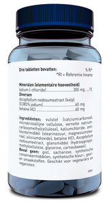 Eine blaue Plastikflasche mit einem Etikett, das die Inhaltsstoffe von Nahrungsergänzungsmitteln auflistet. Auf dem Etikett sind Mineralien wie Kalium und Kelp-Extrakt aufgeführt. Die Flasche enthält blaue Tabletten und ist für Vegetarier und Veganer geeignet.