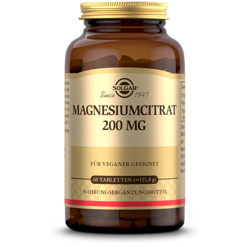 Das Bild zeigt eine braune Glasflasche mit goldenem Schraubverschluss, die ein Nahrungsergänzungsmittel enthält. Auf dem Etikett steht "Magnesiumcitrat 200 mg" und "Für Veganer geeignet". Es sind 60 Tabletten in der Flasche.