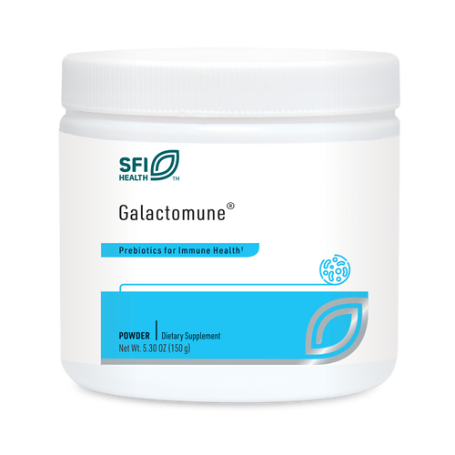 Das Bild zeigt ein weißes Plastikbehältnis mit Schraubverschluss, auf dem "SFI Health Galactomune" steht. Es ist ein Nahrungsergänzungsmittel in Pulverform mit dem Hinweis "Prebiotics for Immune Health". Das Design ist schlicht mit blauen Akzenten.