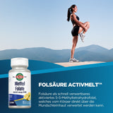 Werbung für KAL Methyl Folate mit einer Frau beim Dehnen vor Berglandschaft. Text beschreibt schnelles Aufnehmen über Mundschleimhaut.