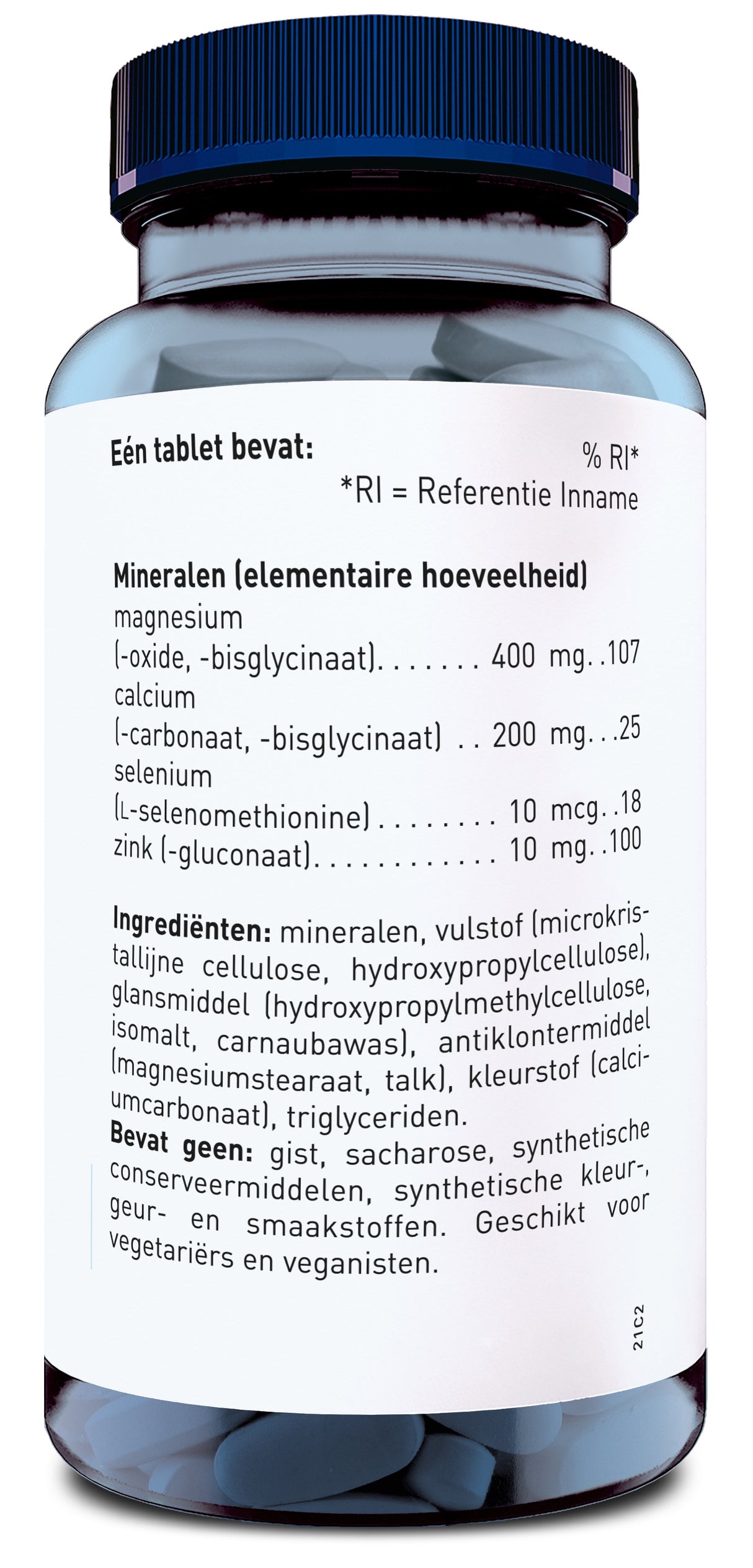 Eine blaue Plastikflasche mit einem Etikett, das Informationen zu den Inhaltsstoffen von Nahrungsergänzungsmitteln enthält. Die Flasche hat einen blauen Deckel und enthält Tabletten. Auf dem Etikett sind verschiedene Mineralien und ihre Mengen aufgelistet, darunter Magnesium, Calcium, Selen und Zink. Es gibt auch eine Liste von Zutaten und Informationen darüber, was nicht enthalten ist, wie Hefe und synthetische Konservierungsmittel. Die Flasche ist für Vegetarier und Veganer geeignet.