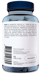 Eine durchsichtige Plastikflasche mit blauem Deckel, gefüllt mit weißen Tabletten. Auf dem Etikett stehen Dosierungsanweisungen und Herstellerinformationen in niederländischer Sprache. Die Flasche enthält 90 Tabletten und ist von der Marke Orthica. Ein Barcode und eine Webseite sind ebenfalls sichtbar.