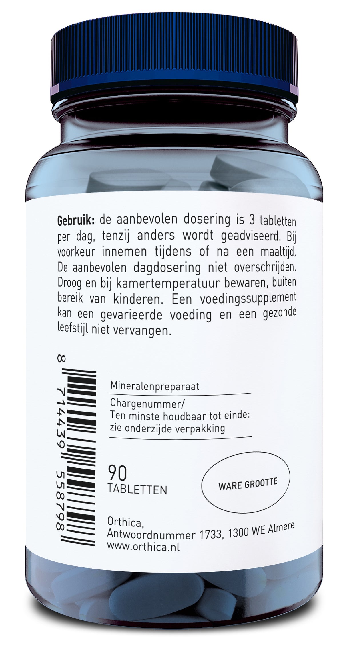 Eine Plastikflasche mit blauen Tabletten, die als Nahrungsergänzungsmittel gekennzeichnet ist. Die Flasche hat ein blaues Schraubverschluss und ein Etikett mit niederländischem Text, das Dosierungsanweisungen und Herstellerinformationen enthält.