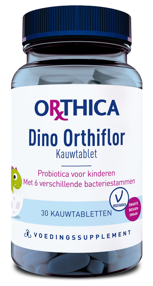 Ein transparentes Glas mit blauem Deckel enthält 30 Kautabletten. Auf dem Etikett steht 'Orthica Dino Orthiflor Kautablet' und 'Probiotica voor kinderen Met 6 verschillende bacteriestammen'. Es ist ein Nahrungsergänzungsmittel für Kinder mit vegetarischen Inhaltsstoffen und schwarzem Beerengeschmack.