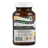 Eine braune Plastikflasche mit weißem Deckel, auf der ein Etikett mit der Aufschrift "Discover Nature's Answer" zu sehen ist. Das Etikett enthält Informationen über das Produkt, einschließlich eines Barcodes und verschiedener Symbole wie "Gluten Free" und "Vegan". Die Flasche steht aufrecht vor einem weißen Hintergrund.