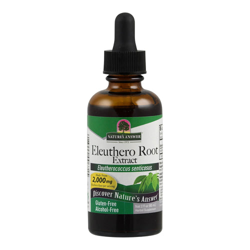 Eine braune Glasflasche mit schwarzem Tropfverschluss, auf der ein Etikett mit der Aufschrift 'Nature's Answer Eleuthero Root Extract' zu sehen ist. Das Etikett ist grün und weiß mit einem gelben Kreis, der '2,000 mg' anzeigt. Es wird als glutenfrei und alkoholfrei beschrieben. Die Flasche enthält 60 ml eines pflanzlichen Nahrungsergänzungsmittels.