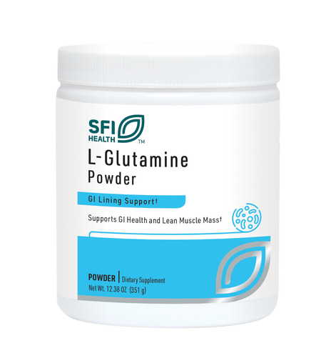 Ein weißer Behälter mit der Aufschrift 'SFI Health L-Glutamine Powder'. Der Behälter hat einen blauen Akzent und enthält Informationen zur Unterstützung der Magen-Darm-Gesundheit und Muskelmasse. Nettogewicht: 351 g.
