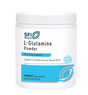 Ein weißer Behälter mit der Aufschrift 'SFI Health L-Glutamine Powder'. Der Behälter hat einen blauen Akzent und enthält Informationen zur Unterstützung der Magen-Darm-Gesundheit und Muskelmasse. Nettogewicht: 351 g.