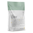 Die Abbildung zeigt eine Verpackung von HTB Rejuvenate Superfood, Geschmacksrichtung French Vanilla. Die Verpackung ist in einem hellgrünen und weißen Design gehalten. Auf der Vorderseite sind Produktinformationen und ein Text über die Vorteile des Produkts abgedruckt. Das Superfood enthält Himalaya-Tataren-Buchweizen, der das Immunsystem stärken soll. Das Produkt ist als Shake-Mix zur täglichen Einnahme gedacht und bietet vollständiges Protein und konzentrierte Phytonährstoffe.