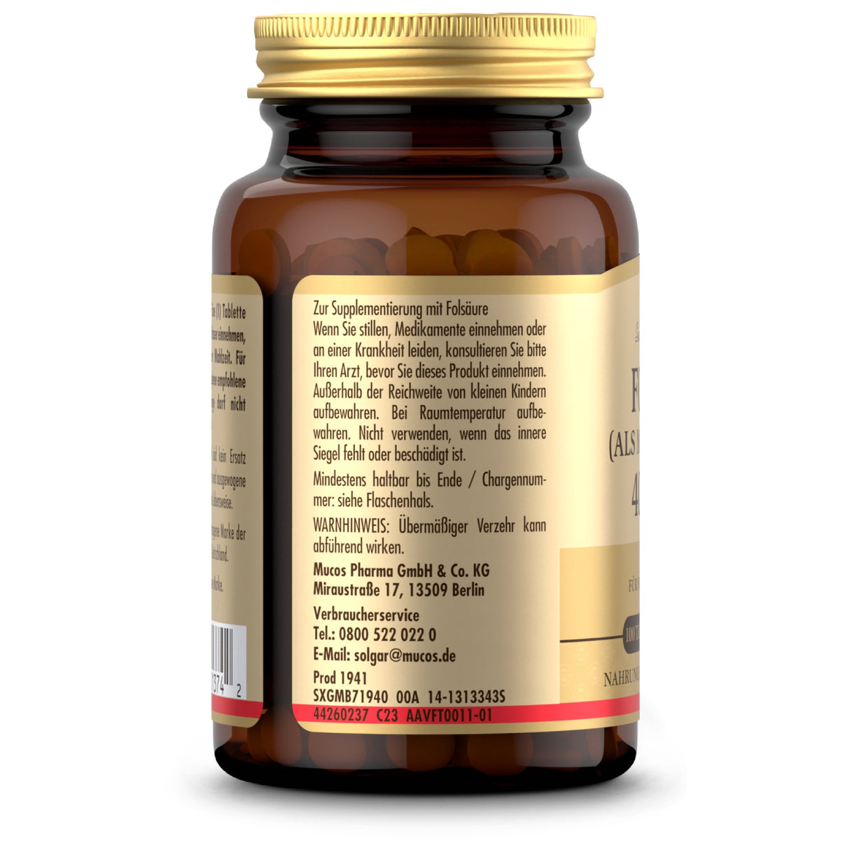 Ein braunes Glasfläschchen mit goldenem Deckel, das Nahrungsergänzungsmittel in Form von Tabletten enthält. Auf dem Etikett sind Informationen zur Einnahme und Herstellerangaben zu lesen. Die Flasche steht aufrecht und ist teilweise von einem Etikett umwickelt, das Text in deutscher Sprache zeigt.