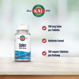 Das Bild zeigt eine Flasche KAL Selen 100 mcg Tabletten auf einem Tisch. Auf der Flasche steht 'hefe- und glutenfrei'. Daneben sind drei Punkte hervorgehoben: '100 mcg Selen pro Tablette', 'Hefefreie Formel', '100 vegane Tabletten pro Packung'. Im Hintergrund ist das KAL-Logo zu sehen mit der Aufschrift 'Since 1932'.