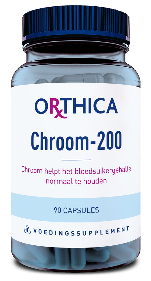 Das Bild zeigt eine Flasche mit Nahrungsergänzungsmitteln der Marke Orthica. Auf dem Etikett steht 'Chroom-200', was auf den Inhalt von 90 Kapseln Chrom hinweist. Der Hintergrund ist weiß, und die Kapseln sind blau. Der Text auf der Flasche ist in Blau und Pink gehalten und beschreibt die unterstützende Wirkung von Chrom auf den Blutzuckerspiegel.