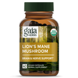 Die Abbildung zeigt eine braune Flasche mit einem grünen Deckel, die 40 vegane Kapseln eines Nahrungsergänzungsmittels enthält. Auf dem Etikett steht 'Gaia Herbs Lion's Mane Mushroom Brain & Nerve Support'. Ein USDA Organic-Siegel ist sichtbar. Der Hintergrund des Etiketts zeigt einen Wald mit Sonnenlicht.