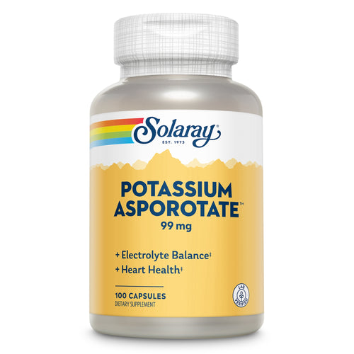 Das Bild zeigt eine Plastikflasche mit einem weißen Deckel. Auf dem Etikett steht "Solaray Potassium Asporotate 99 mg". Die Flasche enthält 100 Kapseln und ist für Elektrolyt-Balance und Herzgesundheit gedacht. Das Etikett ist gelb mit einem Regenbogenstreifen oben.