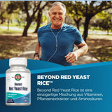 Ein älterer Mann joggt im Park und lächelt, während er Kopfhörer trägt. Im Vordergrund ist eine Flasche "Beyond Red Yeast Rice" von KAL abgebildet. Der Park hat grüne Bäume und einen gepflasterten Weg. Die Produktbeschreibung hebt die Mischung aus Vitaminen und Pflanzenextrakten hervor.