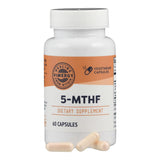 Eine weiße Plastikflasche mit orangefarbenem Etikett, auf dem '5-MTHF Dietary Supplement' steht. Enthält 60 vegetarische Kapseln von Vimergy.