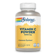 Ein Behälter mit der Aufschrift 'Solaray Vitamin C Powder 5000 mg'. Der Behälter ist weiß mit einem gelben Etikett und einem Regenbogenstreifen. Auf dem Etikett sind Informationen zur Stärkung des Immunsystems angegeben. Die Nettofüllmenge beträgt 227 Gramm.