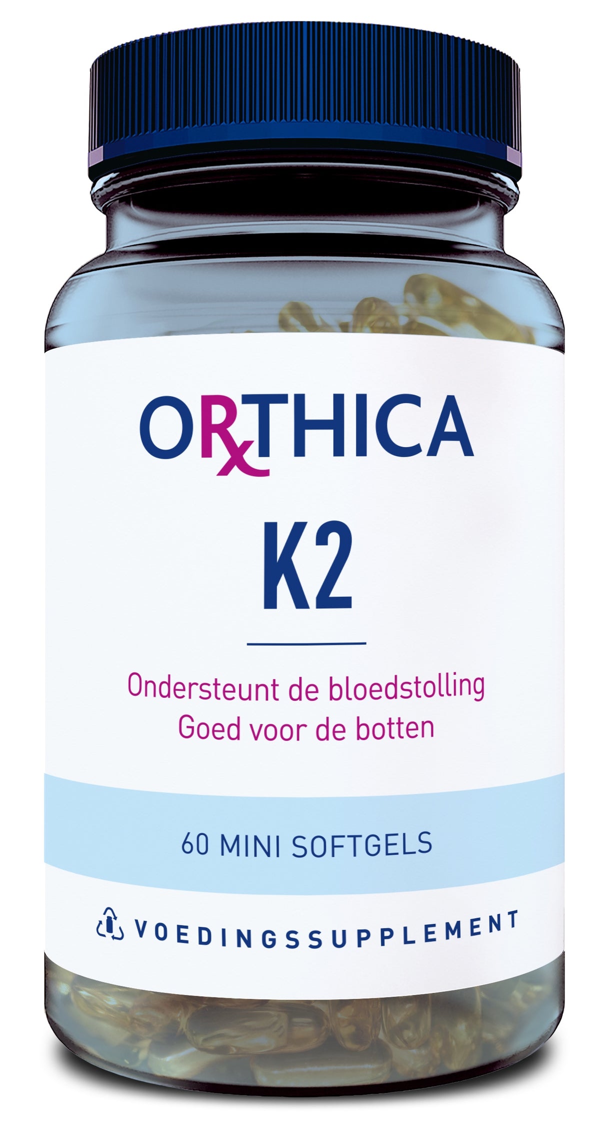 Ein Glasgefäß mit einem blauen Deckel enthält 60 Mini-Softgels eines Nahrungsergänzungsmittels namens Orthica K2. Der Text auf dem Etikett ist in Blau und Pink gehalten. Es wird beworben, dass das Produkt die Blutgerinnung unterstützt und gut für die Knochen ist.
