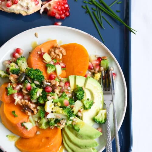 Süßkartoffeln mit lauwarmem Brokkoli Salat