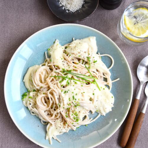 Pasta mit Blumenkohl-Alfredo