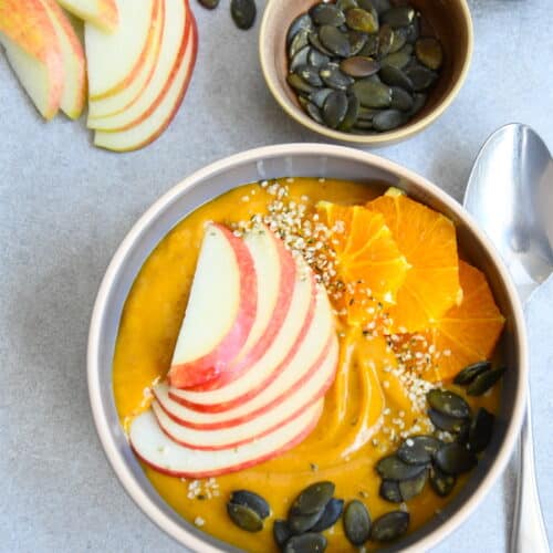 Pumpkin Spice Smoothie Bowl