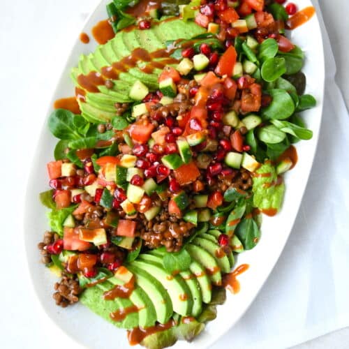 Powersalat mit Granatapfel und Avocado